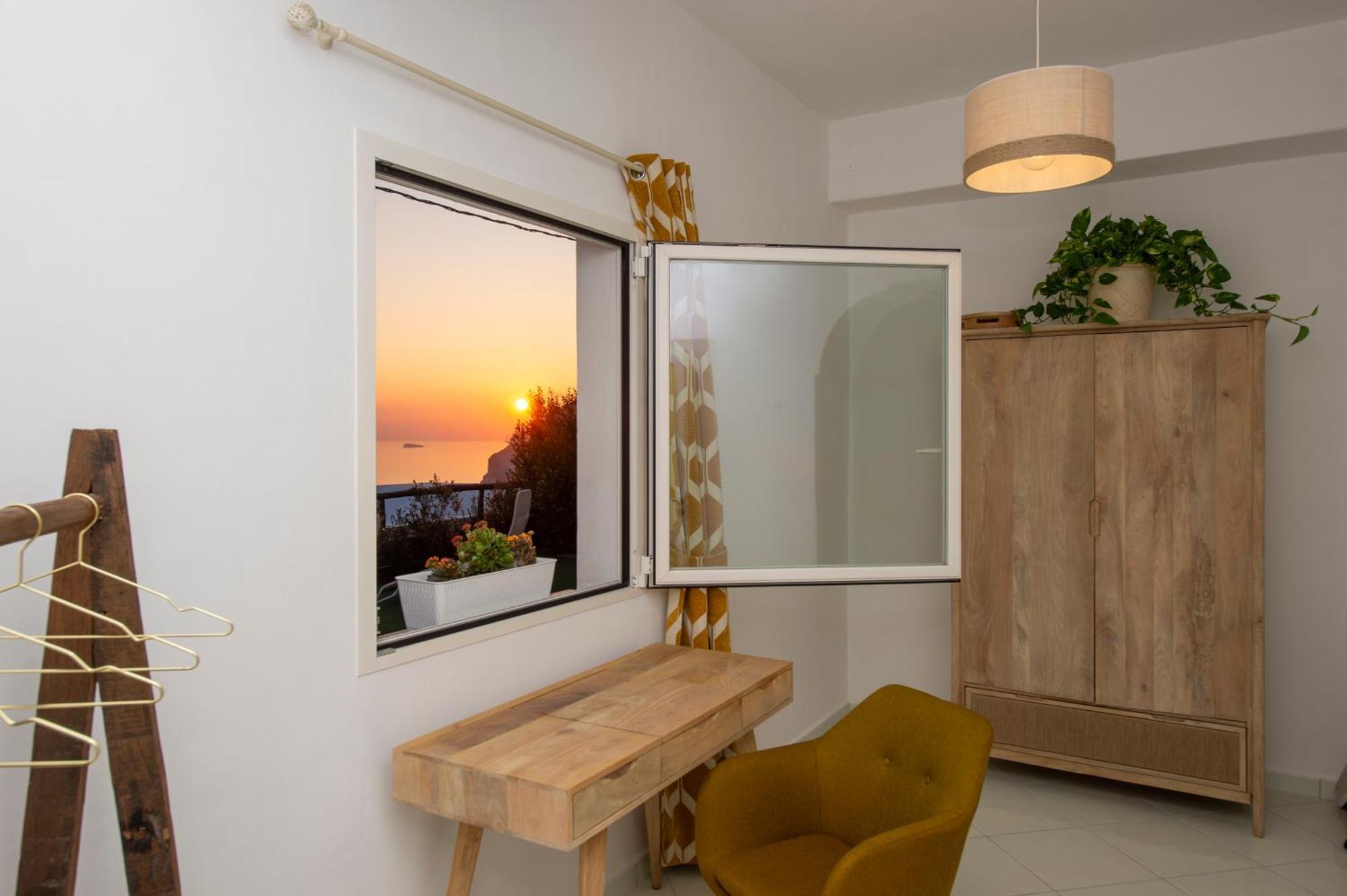 Ferienwohnung Aria Di Mare,Near Elevator, Few Steps, Parking, Garden Positano Exterior foto