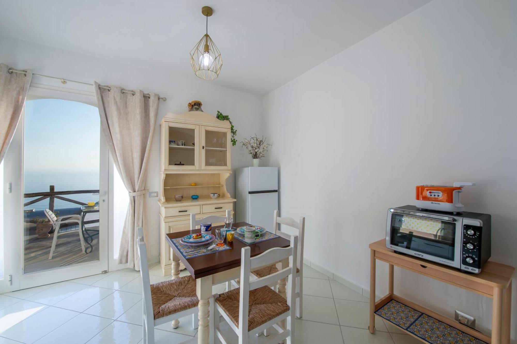 Ferienwohnung Aria Di Mare,Near Elevator, Few Steps, Parking, Garden Positano Exterior foto